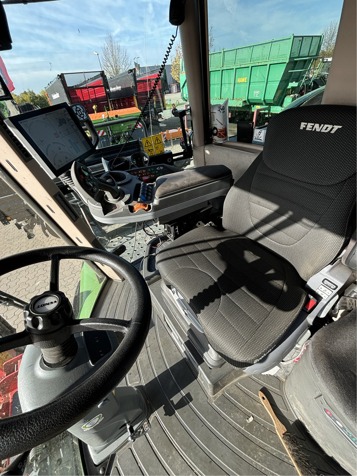 Fendt Feldhäcksler Katana 65 S4 - آلة حصاد: صور 4 Fendt Feldhäcksler Katana 65 S4 - آلة حصاد: صور 4
