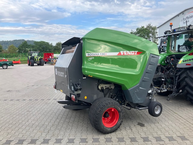 Fendt Rotana 130 F Xtra - معدات القش: صور 3 Fendt Rotana 130 F Xtra - معدات القش: صور 3