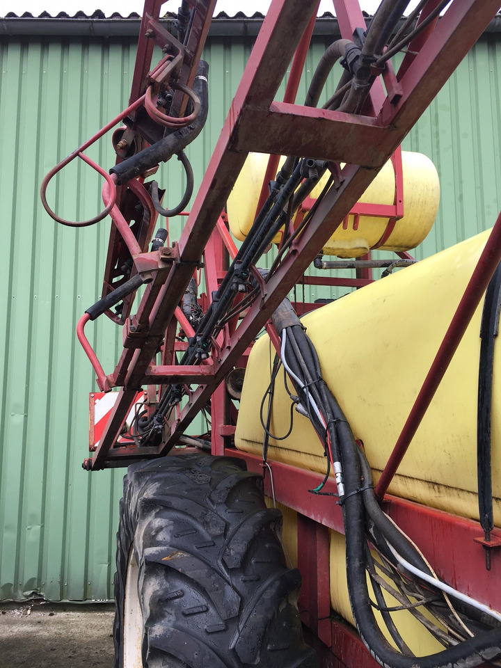 Hardi 3500 - آلة الرش: صور 5 Hardi 3500 - آلة الرش: صور 5