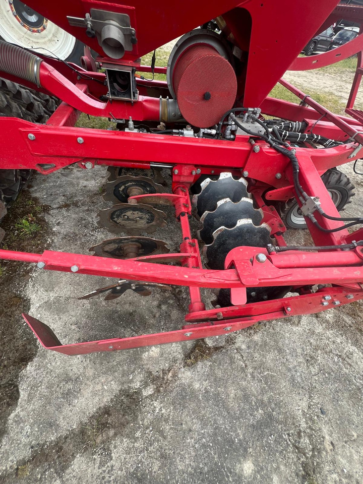 Horsch Pronto 3 DC - معدات بذار: صور 2 Horsch Pronto 3 DC - معدات بذار: صور 2