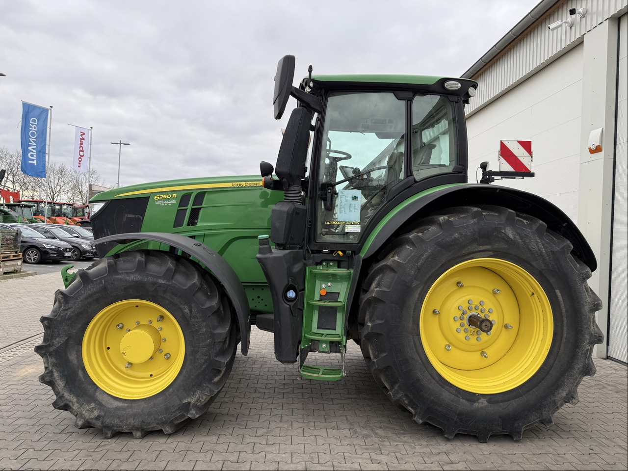 John Deere 6250 R - جرار: صور 2 John Deere 6250 R - جرار: صور 2