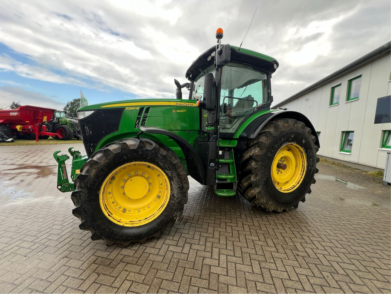 John Deere 7290R - جرار: صور 1 John Deere 7290R - جرار: صور 1