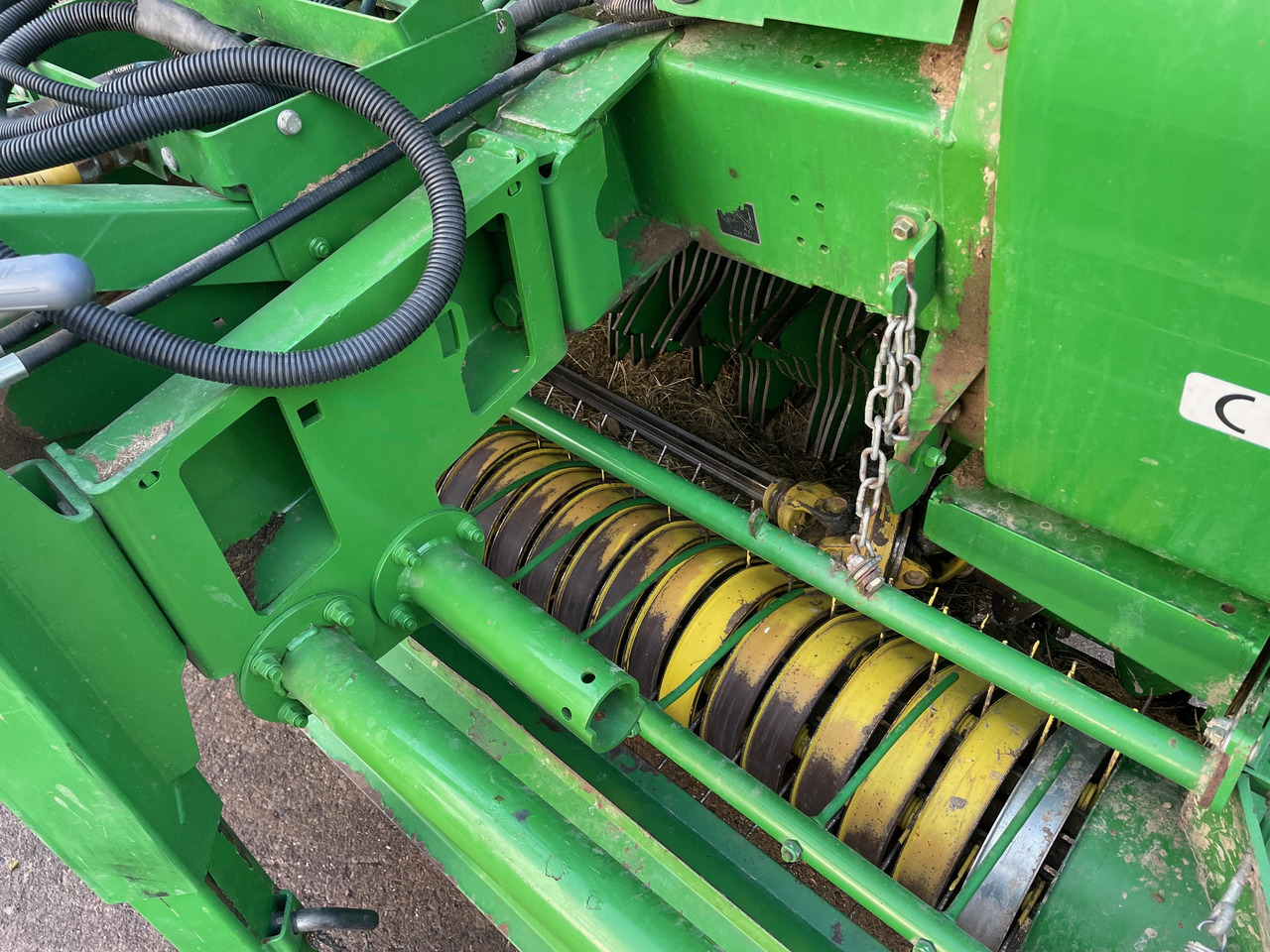 John Deere 864 Rundballenpresse - معدات القش: صور 2 John Deere 864 Rundballenpresse - معدات القش: صور 2