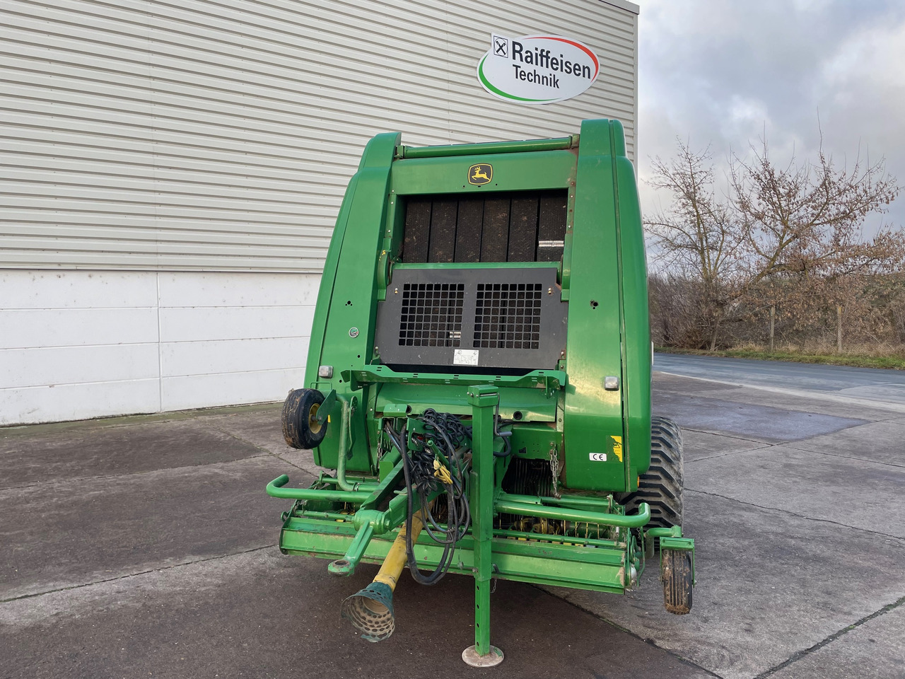 John Deere 864 Rundballenpresse - معدات القش: صور 3 John Deere 864 Rundballenpresse - معدات القش: صور 3