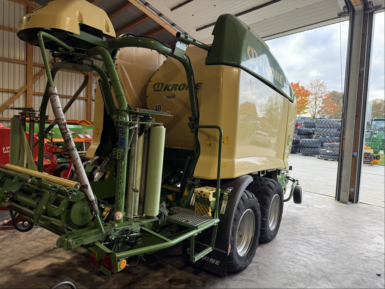 Krone Comprima CV150 XC Presskombina - معدات القش: صور 5 Krone Comprima CV150 XC Presskombina - معدات القش: صور 5