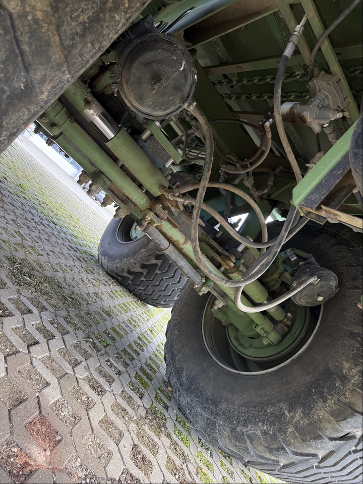 Krone TX 460 - المقطورة الزراعية: صور 4 Krone TX 460 - المقطورة الزراعية: صور 4