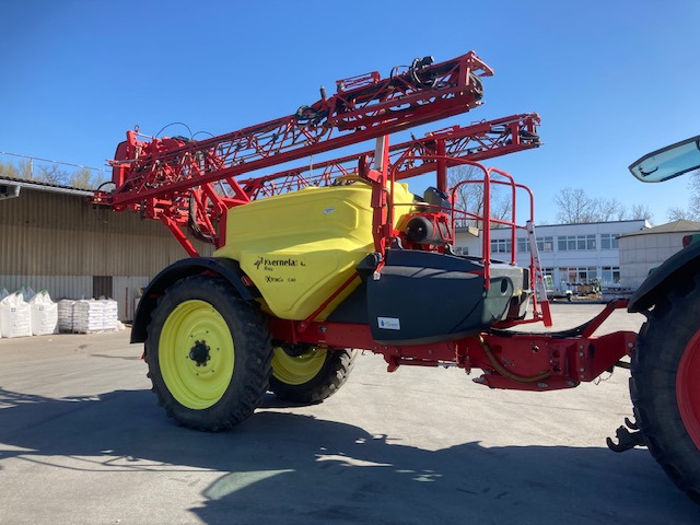 Kverneland iXtrack C 40 - آلة الرش: صور 1 Kverneland iXtrack C 40 - آلة الرش: صور 1