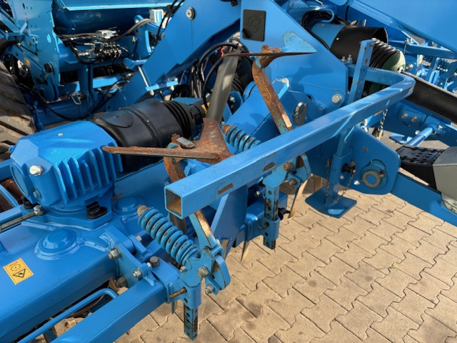 Lemken Solitair 9 KA / 450-DS 125 - معدات بذار: صور 4 Lemken Solitair 9 KA / 450-DS 125 - معدات بذار: صور 4