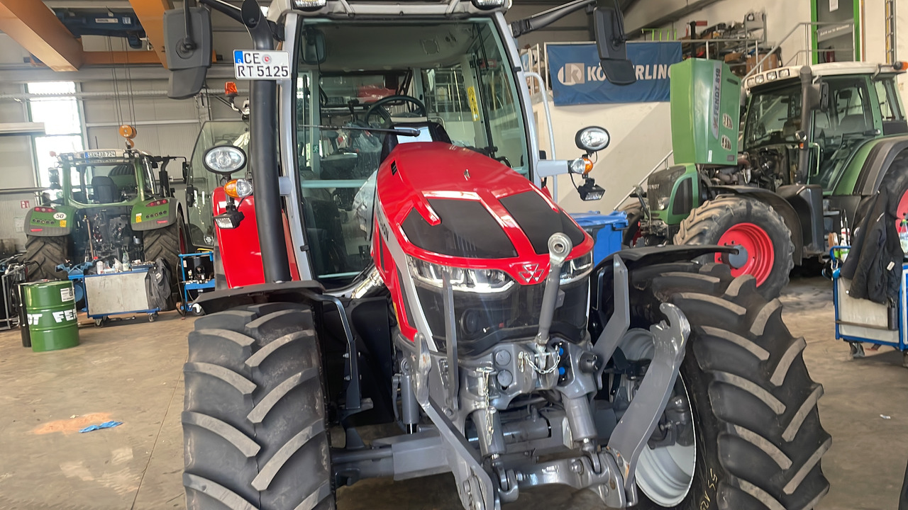 Massey Ferguson 5S.125 Dyna-6 EFFICIENT - جرار: صور 3 Massey Ferguson 5S.125 Dyna-6 EFFICIENT - جرار: صور 3