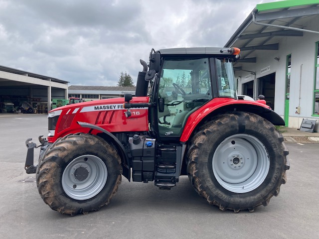 Massey Ferguson 7716 Dyna-6 - جرار: صور 1 Massey Ferguson 7716 Dyna-6 - جرار: صور 1