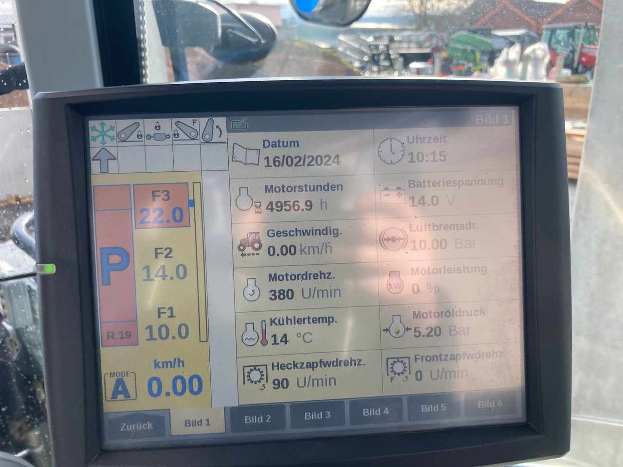 New Holland T7.200 Autocommand - جرار: صور 4 New Holland T7.200 Autocommand - جرار: صور 4