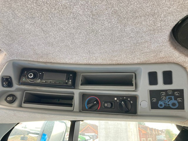 New Holland T7.200 Autocommand - جرار: صور 2 New Holland T7.200 Autocommand - جرار: صور 2