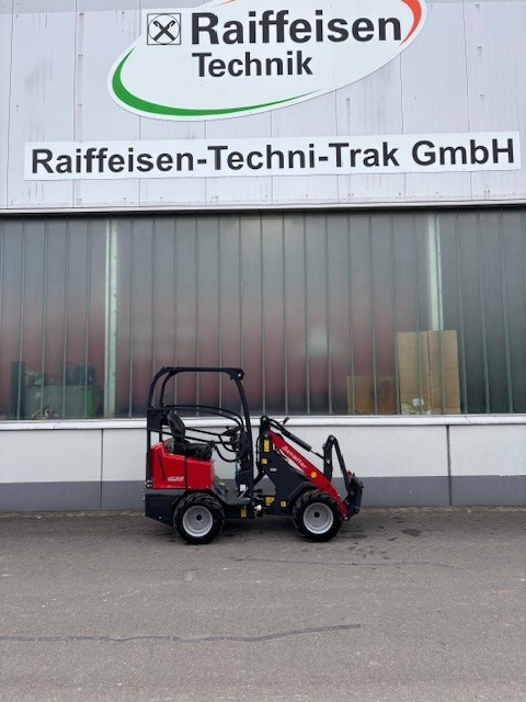 Schäffer Hoflader 1622 - اللودر بعجل: صور 4 Schäffer Hoflader 1622 - اللودر بعجل: صور 4