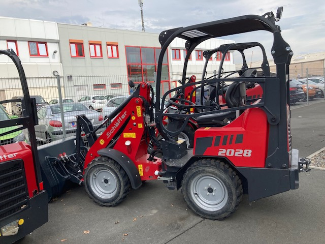 Schäffer Hoflader Typ 2028-2 - اللودر بعجل: صور 1 Schäffer Hoflader Typ 2028-2 - اللودر بعجل: صور 1