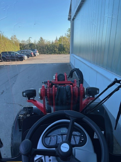 Schäffer Radlader 4670T-2 mit Kabine - اللودر بعجل: صور 3 Schäffer Radlader 4670T-2 mit Kabine - اللودر بعجل: صور 3