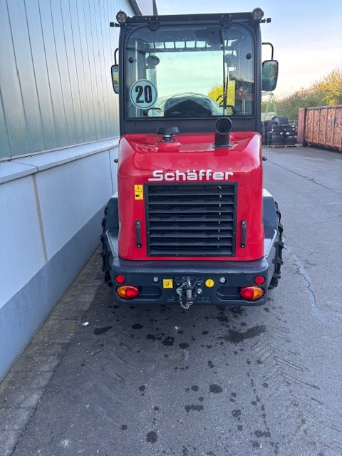 Schäffer Radlader 4670T-2 mit Kabine - اللودر بعجل: صور 2 Schäffer Radlader 4670T-2 mit Kabine - اللودر بعجل: صور 2