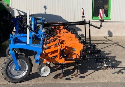 Schmotzer KPP FH 12*45 - حصادة البنجر: صور 4 Schmotzer KPP FH 12*45 - حصادة البنجر: صور 4