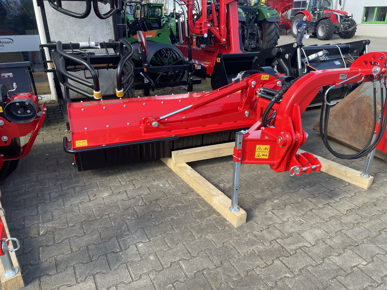 Tehnos Mulcher MB 220R PROFI LW - التقطيع جزازة: صور 1 Tehnos Mulcher MB 220R PROFI LW - التقطيع جزازة: صور 1