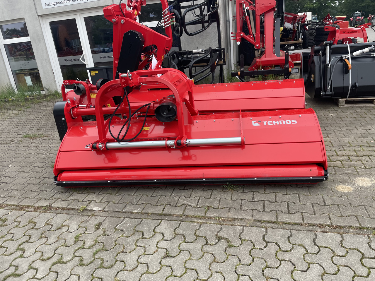 Tehnos Mulcher MU 280 R Profi LW - التقطيع جزازة: صور 1 Tehnos Mulcher MU 280 R Profi LW - التقطيع جزازة: صور 1