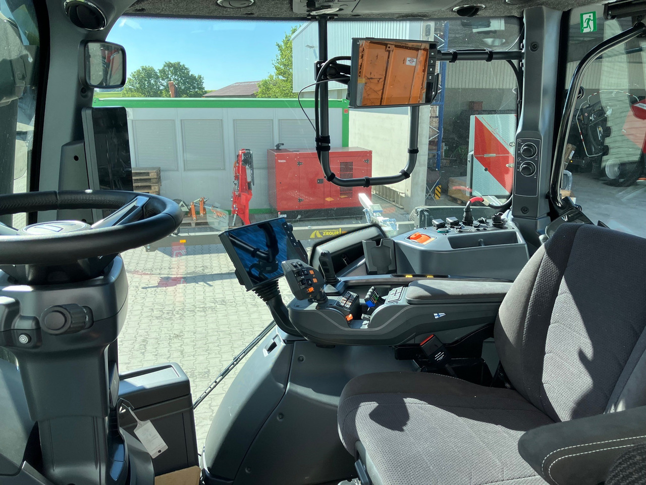 Valtra Q 285 - جرار: صور 2 Valtra Q 285 - جرار: صور 2