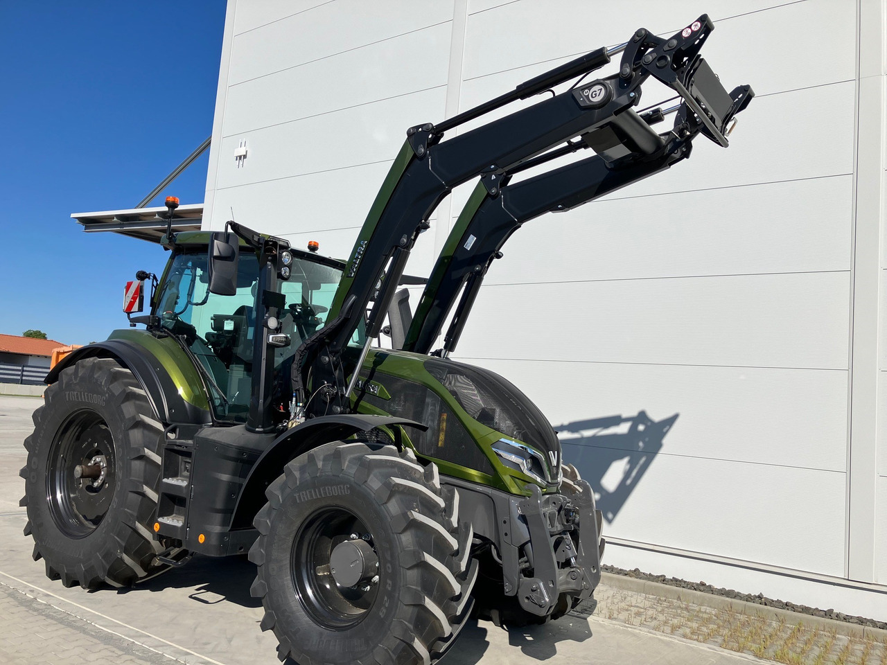Valtra Q285 - جرار: صور 4 Valtra Q285 - جرار: صور 4
