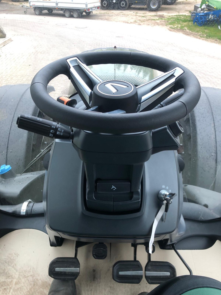 Valtra T175EA - جرار: صور 3 Valtra T175EA - جرار: صور 3