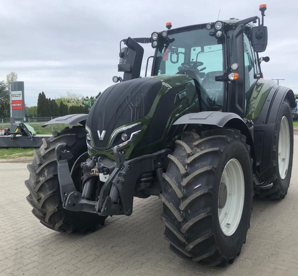 Valtra T175EA - جرار: صور 1 Valtra T175EA - جرار: صور 1