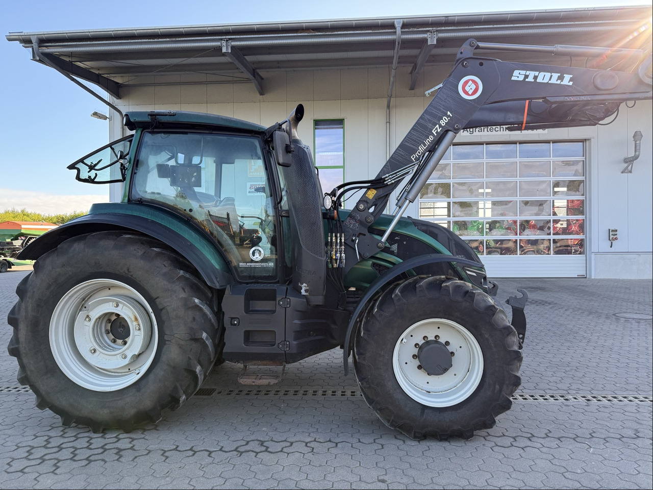 Valtra T194 Versu - جرار: صور 5 Valtra T194 Versu - جرار: صور 5