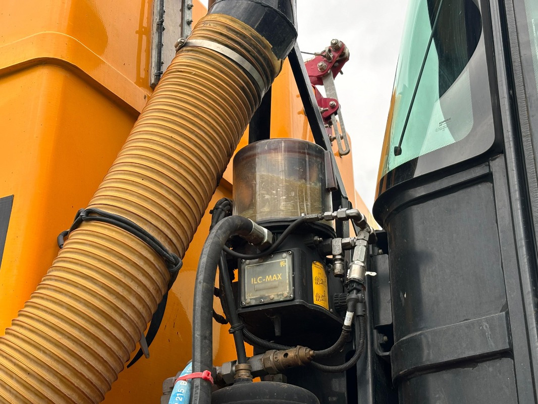 آلة رش الأسمدة Vredo VT 7138   SWINGMAX36 Gestänge: صور 13