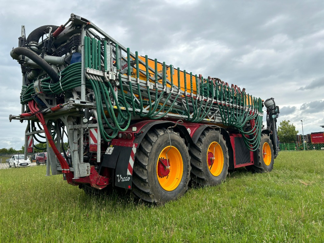 آلة رش الأسمدة Vredo VT 7138   SWINGMAX36 Gestänge: صور 9