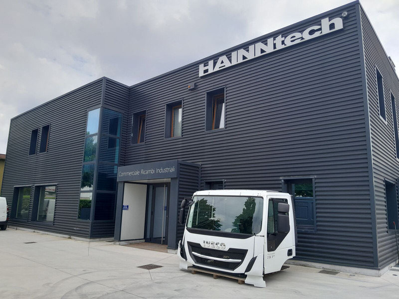 Iveco Trakker E6 - الكابينة والداخلية - شاحنة: صور 3 Iveco Trakker E6 - الكابينة والداخلية - شاحنة: صور 3