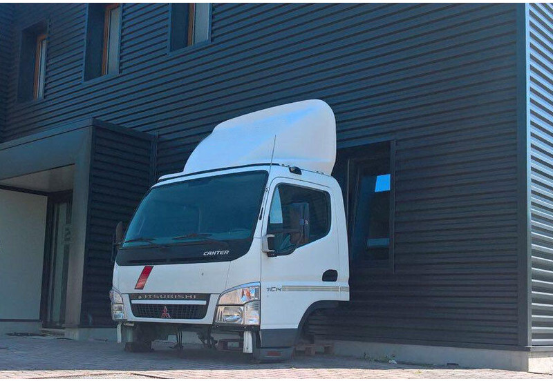 Mitsubishi CANTER "C" - الكابينة والداخلية - شاحنة: صور 4 Mitsubishi CANTER "C" - الكابينة والداخلية - شاحنة: صور 4