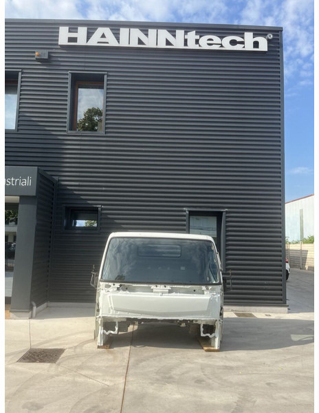 Mitsubishi Fuso CANTER C TYPE 2040 mm - الكابينة والداخلية - شاحنة: صور 4 Mitsubishi Fuso CANTER C TYPE 2040 mm - الكابينة والداخلية - شاحنة: صور 4