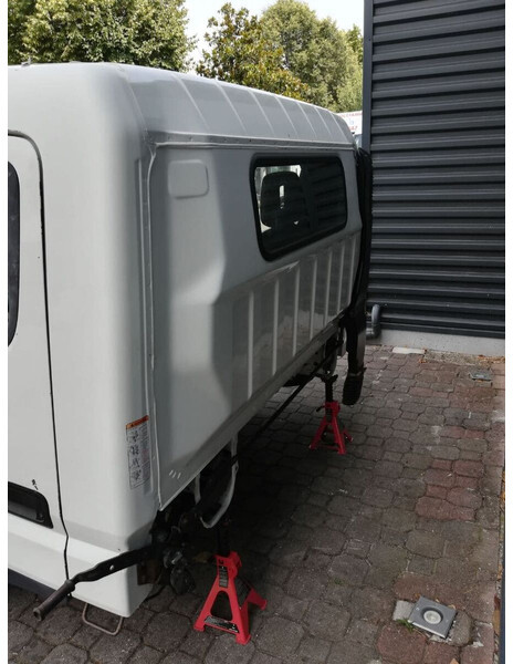 Mitsubishi Fuso CANTER C TYPE MODEL LARGE - الكابينة والداخلية - شاحنة: صور 3 Mitsubishi Fuso CANTER C TYPE MODEL LARGE - الكابينة والداخلية - شاحنة: صور 3