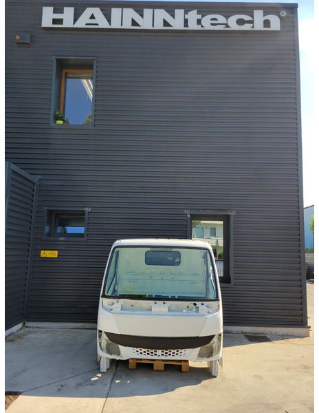 Mitsubishi Fuso RHD - S euro 6 - الكابينة والداخلية - شاحنة: صور 1 Mitsubishi Fuso RHD - S euro 6 - الكابينة والداخلية - شاحنة: صور 1