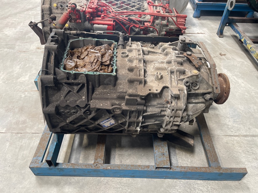 DAF 12AS2330 TD - علبة التروس - شاحنة: صور 1 DAF 12AS2330 TD - علبة التروس - شاحنة: صور 1
