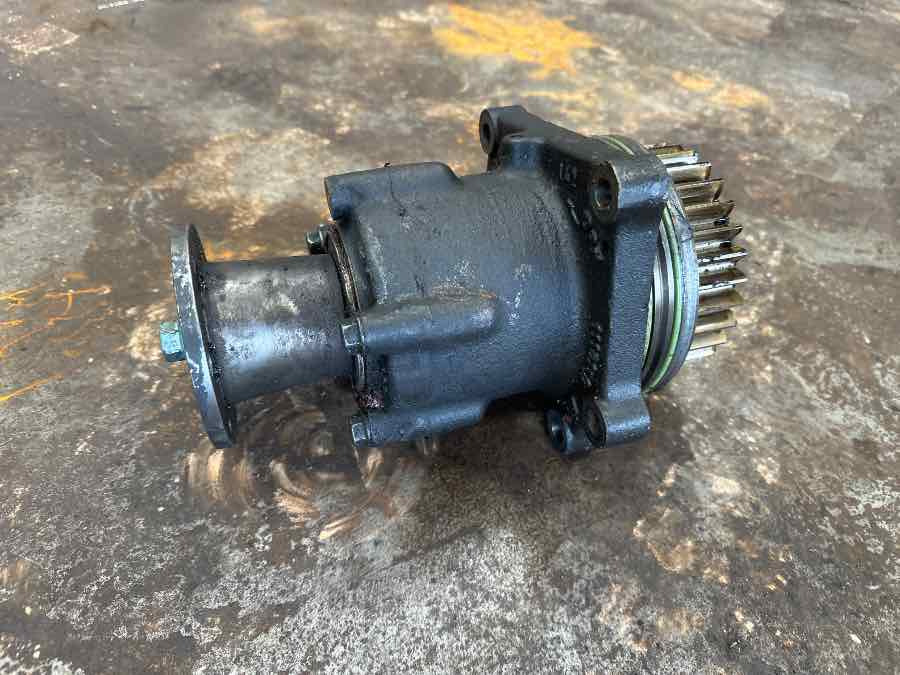 MAN ENGINE PTO 51.38500-6136 - المحرك و قطع الغيار - شاحنة: صور 2 MAN ENGINE PTO 51.38500-6136 - المحرك و قطع الغيار - شاحنة: صور 2