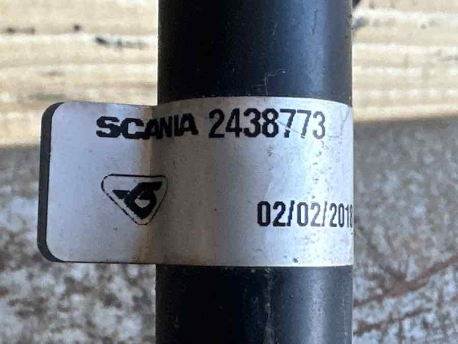 SCANIA A/C PIPE 2438773 - أنبوب سحب الهواء - شاحنة: صور 3 SCANIA A/C PIPE 2438773 - أنبوب سحب الهواء - شاحنة: صور 3