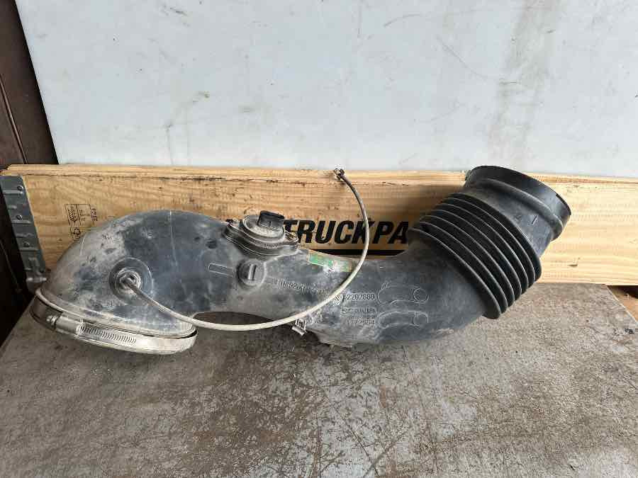 SCANIA AIR INTAKE 2202880 - أنبوب سحب الهواء - شاحنة: صور 1 SCANIA AIR INTAKE 2202880 - أنبوب سحب الهواء - شاحنة: صور 1