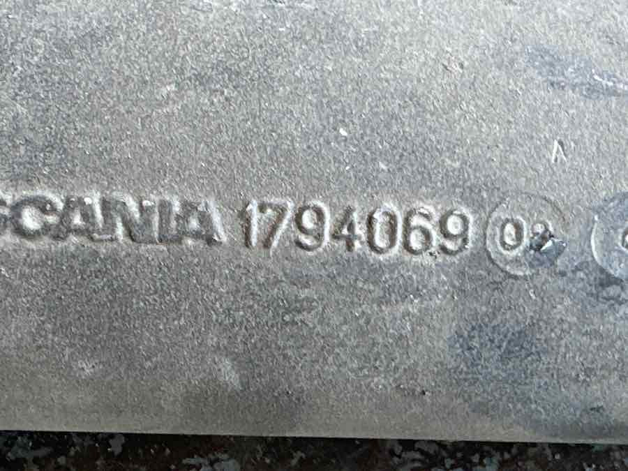 SCANIA AIR PIPE 1794069 - أنبوب سحب الهواء - شاحنة: صور 3 SCANIA AIR PIPE 1794069 - أنبوب سحب الهواء - شاحنة: صور 3