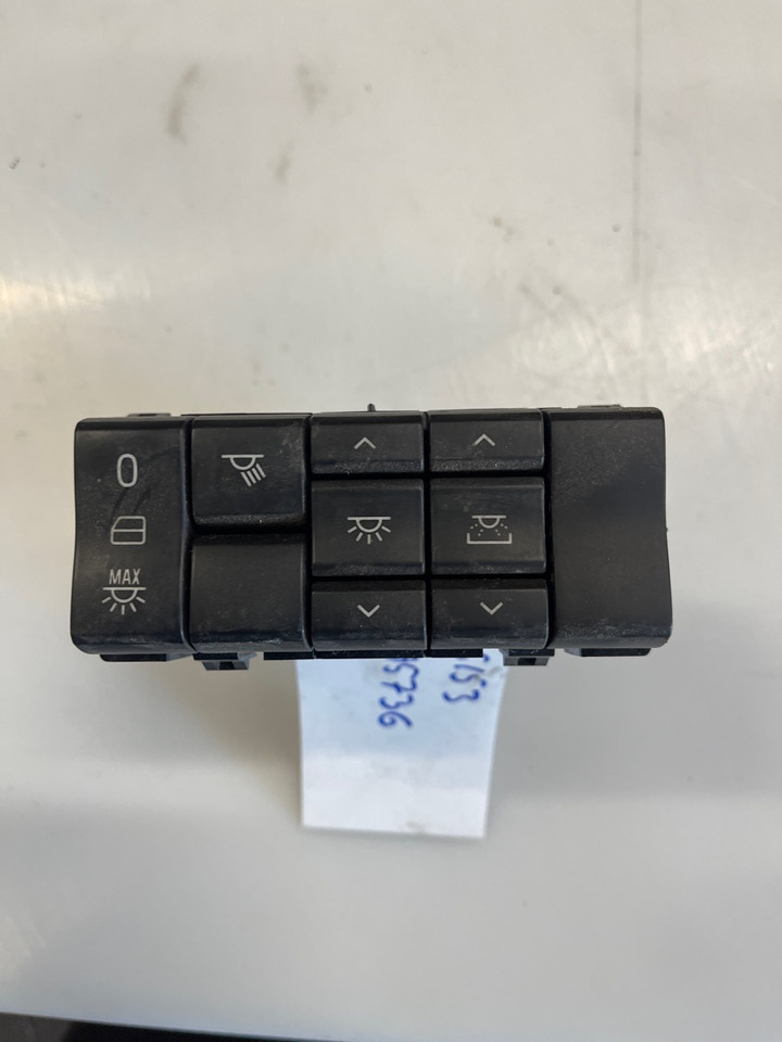 SCANIA CONTRTOL PANEL 2595736 - لوحة القيادة - شاحنة: صور 1 SCANIA CONTRTOL PANEL 2595736 - لوحة القيادة - شاحنة: صور 1