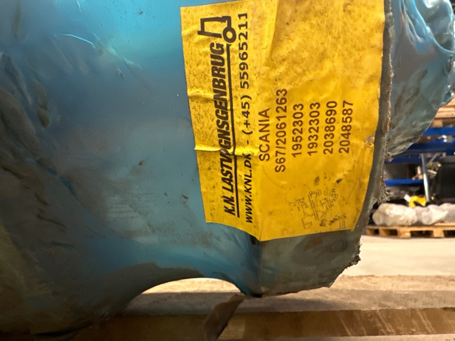 SCANIA CRANKSHAFT 1932301 / 2038690 - المحرك و قطع الغيار - شاحنة: صور 2 SCANIA CRANKSHAFT 1932301 / 2038690 - المحرك و قطع الغيار - شاحنة: صور 2