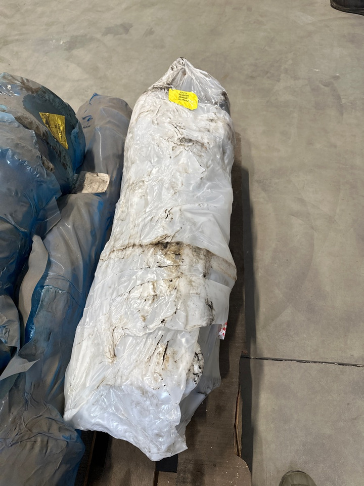 SCANIA CRANKSHAFT 2038690 DC16 - المحرك و قطع الغيار - شاحنة: صور 2 SCANIA CRANKSHAFT 2038690 DC16 - المحرك و قطع الغيار - شاحنة: صور 2