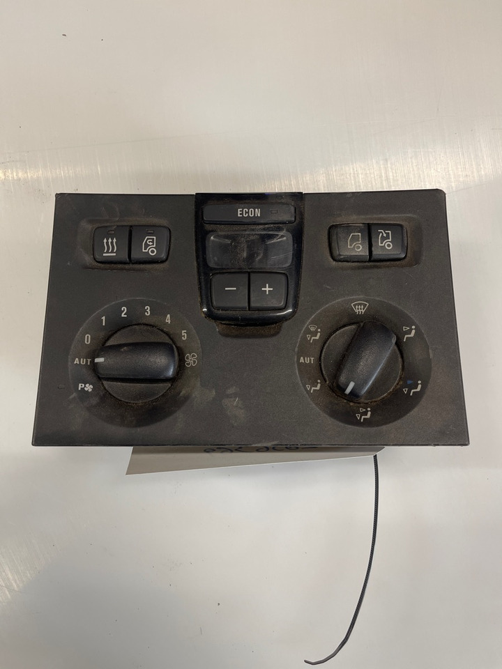 SCANIA HEAT PANEL 2008142 - لوحة القيادة - شاحنة: صور 2 SCANIA HEAT PANEL 2008142 - لوحة القيادة - شاحنة: صور 2