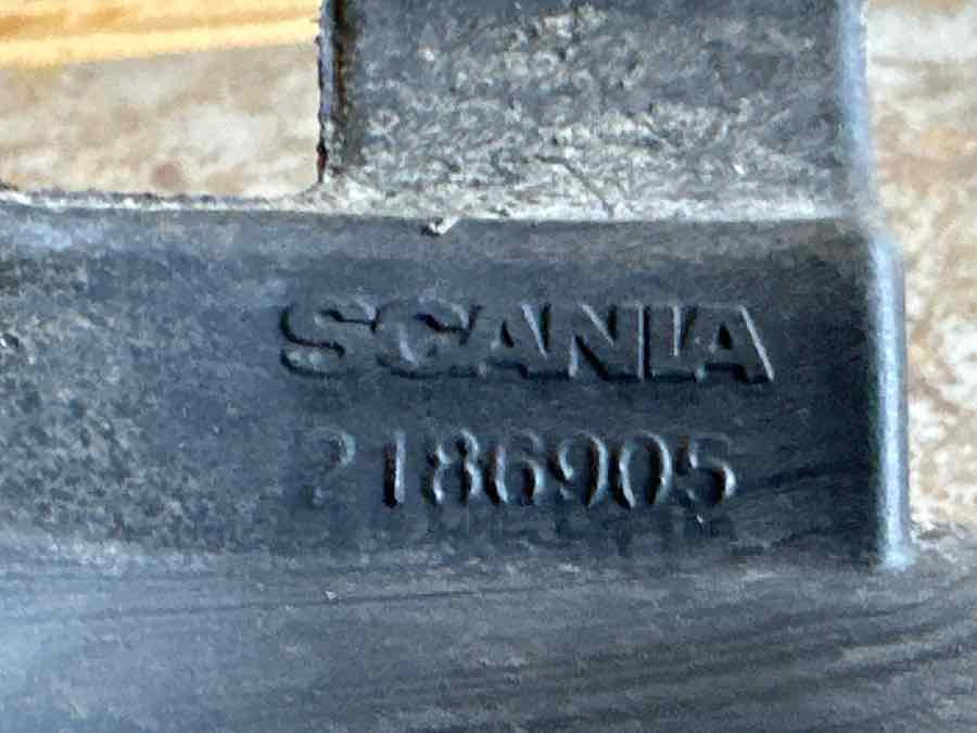 SCANIA PIPE 2186905 - أنبوب سحب الهواء - شاحنة: صور 2 SCANIA PIPE 2186905 - أنبوب سحب الهواء - شاحنة: صور 2