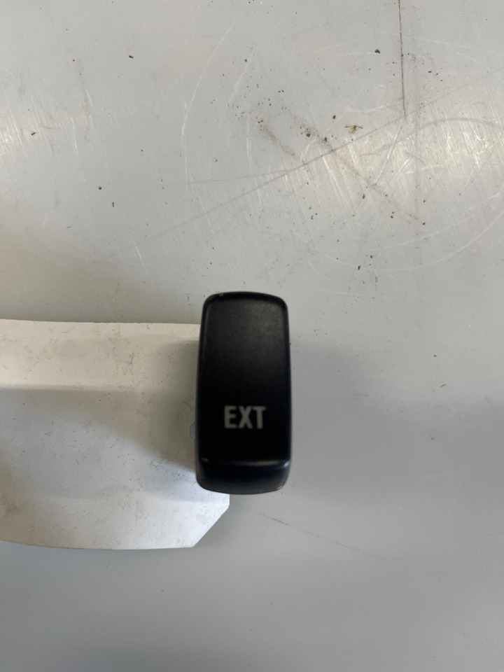 SCANIA SWITCH 1459800 - لوحة القيادة - شاحنة: صور 2 SCANIA SWITCH 1459800 - لوحة القيادة - شاحنة: صور 2