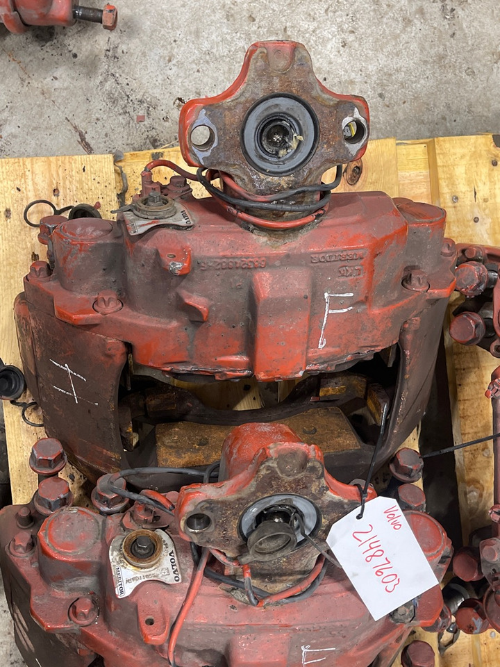 VOLVO CALIBER 21487605 - السرج - شاحنة: صور 1 VOLVO CALIBER 21487605 - السرج - شاحنة: صور 1