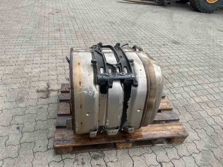 VOLVO EXHAUST 	23046481 - نظام العادم - شاحنة: صور 1 VOLVO EXHAUST 	23046481 - نظام العادم - شاحنة: صور 1