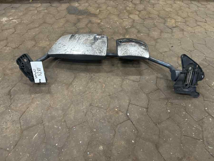 VOLVO MIRROR RIGHT 84273516 - الكابينة والداخلية - شاحنة: صور 2 VOLVO MIRROR RIGHT 84273516 - الكابينة والداخلية - شاحنة: صور 2