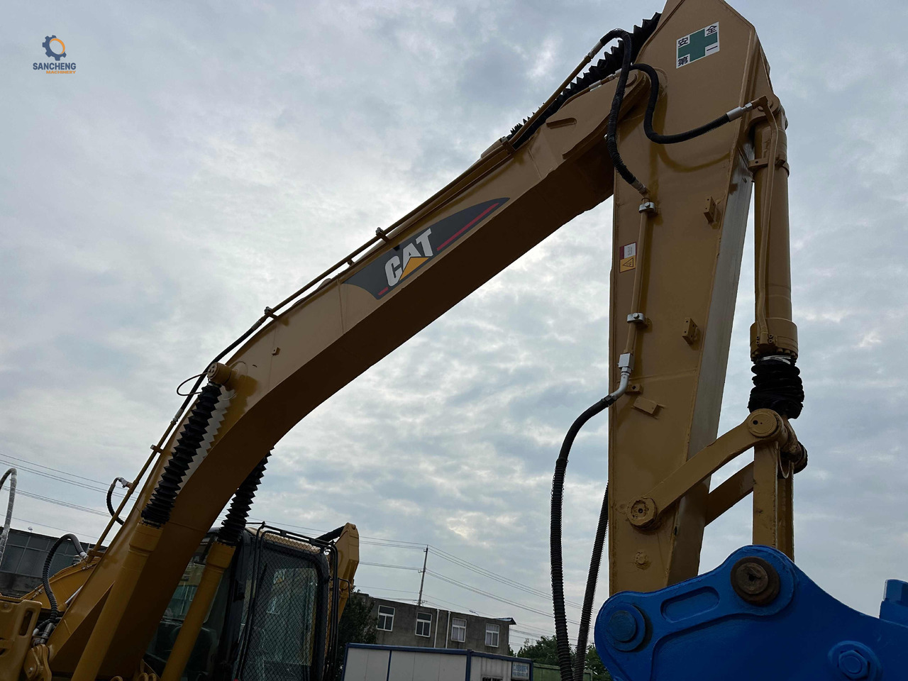 CAT 320CL with hammer - حفارات زحافة: صور 5 CAT 320CL with hammer - حفارات زحافة: صور 5
